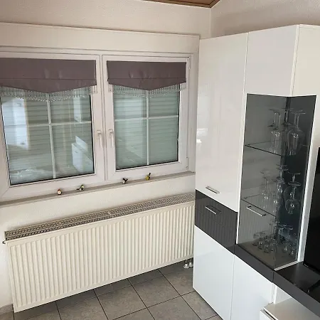 Dachgeschosswohnung Homberg-ohm, Nieder-ofleiden District Lägenhet